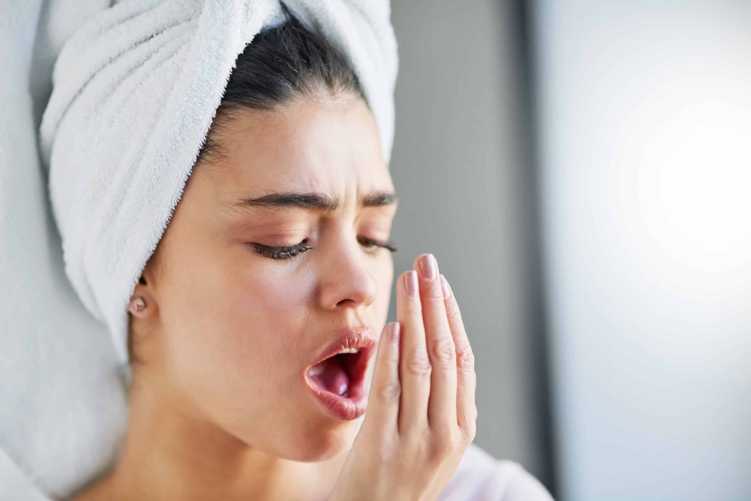 8 Helpful Tips from Our Encino Dentist to Get Rid of Bad Breath