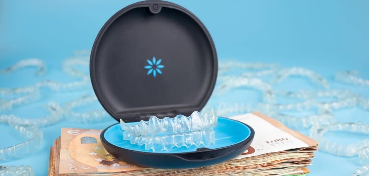 caring for your invisalign aligners during the christmas season
